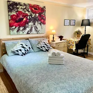 Perfect Home-private Washrooms,free Parking,high Speed Net Séjour chez l'habitant Toronto